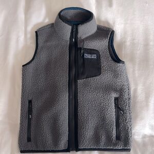 EUC boys size 7 Vineyard Vines high-pile fleece vest- barely worn